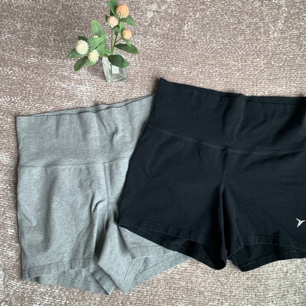 Maternity active shorts. Set of 2
